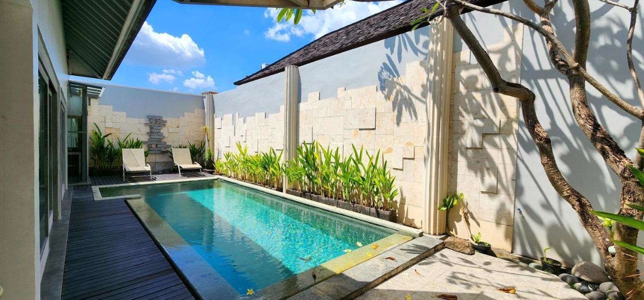 Zoe Villa Canggu Exteriör bild